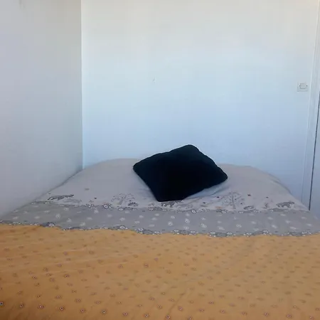 Roomarouen منزل للإقامة *